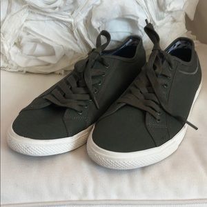 Ben Sherman Army Green Sneakers